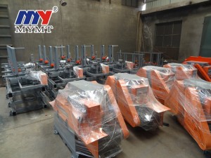 Bsports网页版登录入口机械成品摆放区